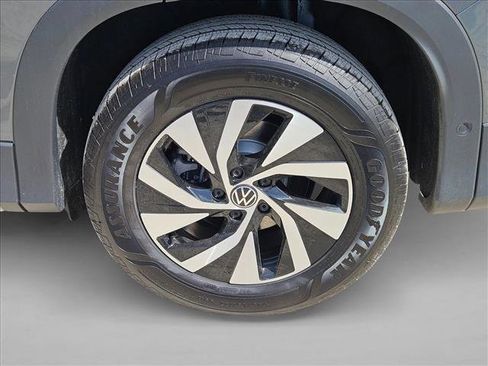 New 2025 Volkswagen Tiguan S image 10