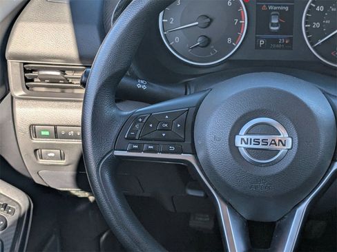Used 2023 Nissan Sentra S image 17