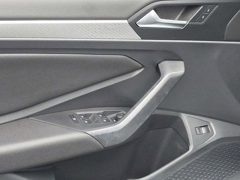 Used 2019 Volkswagen Jetta S w/ Driver Assistance Package image 10