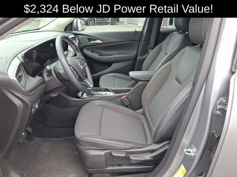 Used 2024 Buick Encore GX Preferred AWD/4WD image 14