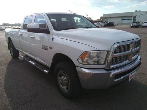 Used 2013 RAM 2500 Tradesman w/ Chrome Appearance Group image 4