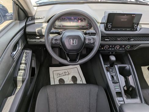 Used 2025 Honda Accord SE image 15
