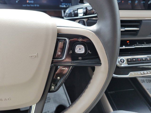 Certified 2024 Lincoln Corsair FWD image 30