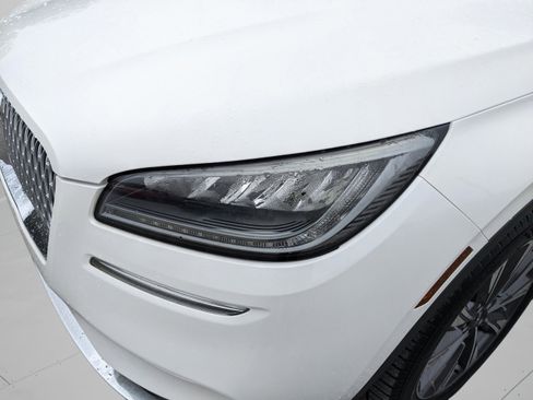 Used 2021 Lincoln Corsair Reserve image 36