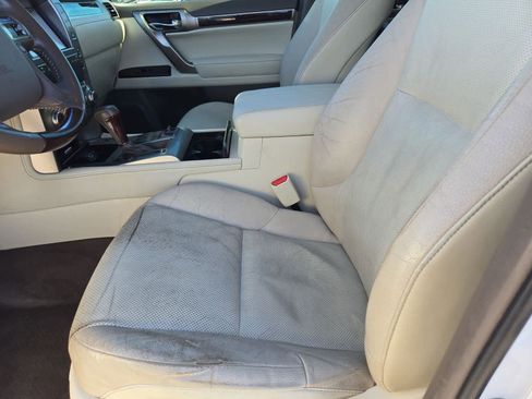 Used 2014 Lexus GX 460 image 16