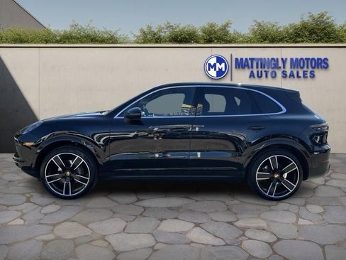 Used 2020 Porsche Cayenne image 6