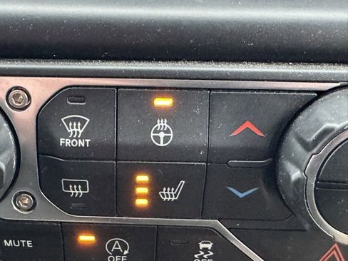 Used 2020 Jeep Gladiator Sport w/ Quick Order Package 24S image 20