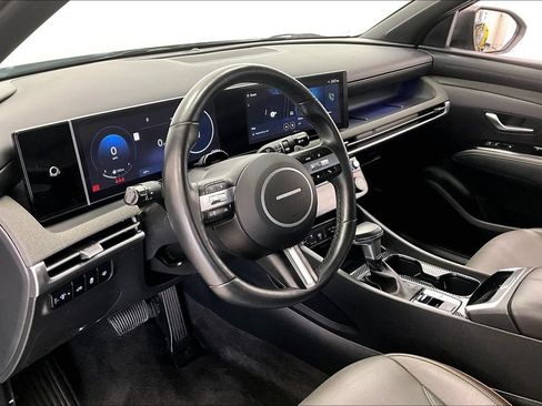 Certified 2025 Hyundai Santa Cruz Limited AWD/4WD image 13