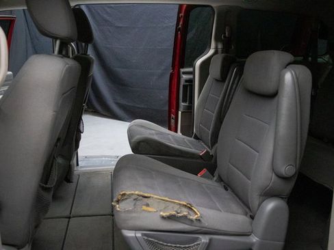 Used 2009 Dodge Grand Caravan SE image 20