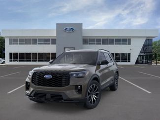 New 2026 Ford Explorer ST-Line video 2