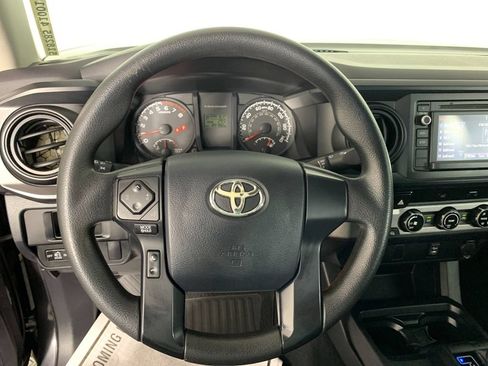 Used 2016 Toyota Tacoma SR RWD image 17