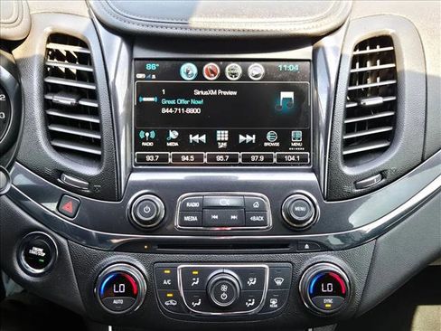 Used 2019 Chevrolet Impala Premier w/ Premier Convenience Package FWD image 13