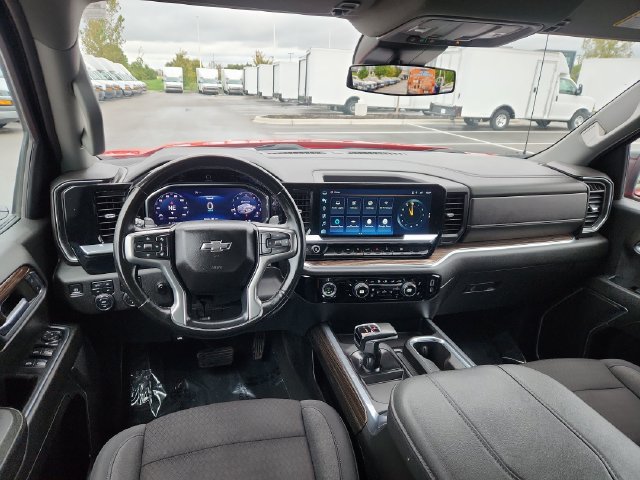 Used 2023 Chevrolet Silverado 1500 RST AWD/4WD image 34
