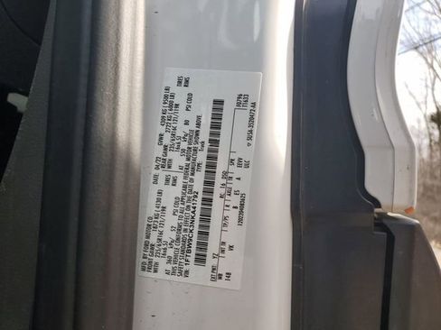 Used 2022 Ford E-Transit Medium Roof image 35