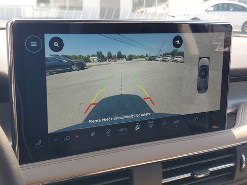 Certified 2024 Lincoln Corsair AWD w/ Equipment Group 101A image 17
