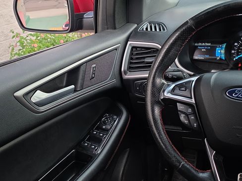 Used 2020 Ford Edge ST-Line image 20