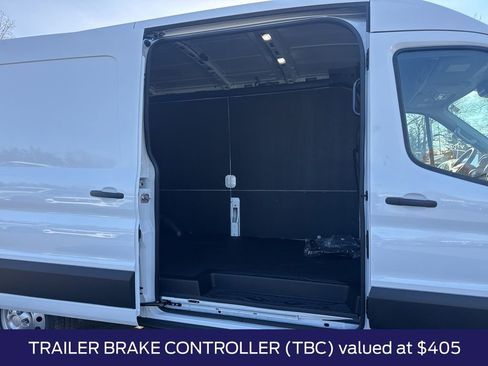 New 2026 Ford Transit 250 148 Medium Roof w/ Load Area Protection Package RWD image 8
