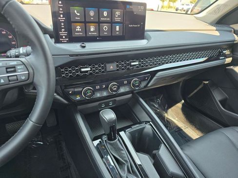 Used 2023 Honda Accord EX-L image 22