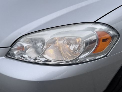 Used 2016 Chevrolet Impala LT image 47