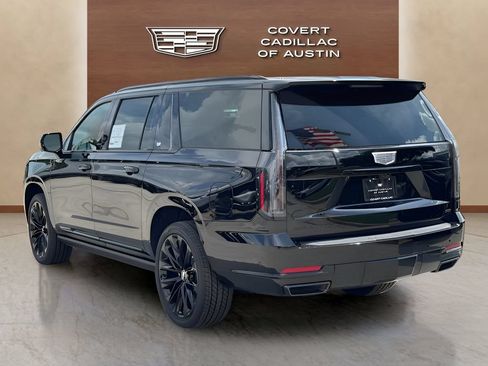 New 2026 Cadillac Escalade ESV Platinum Sport w/ LPO, ONYX Package AWD/4WD image 6
