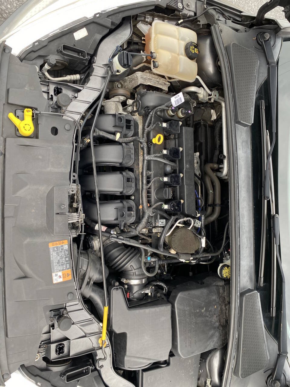 Used 2015 Ford Focus SE w/ Reverse Sensing Package FWD image 32