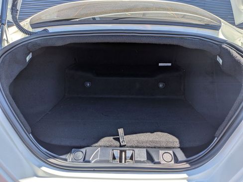Used 2024 Ferrari Roma RWD image 22
