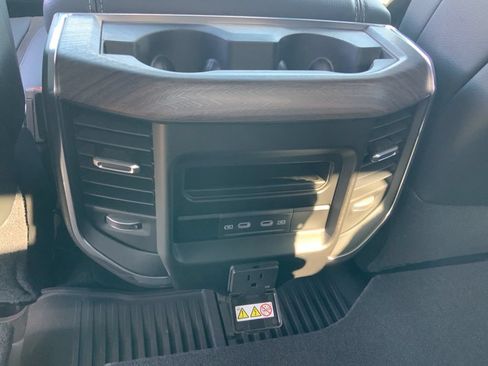 New 2026 RAM 2500 Laramie w/ Night Edition AWD/4WD image 20