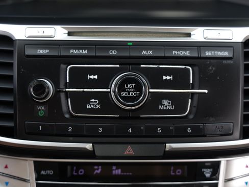 Used 2015 Honda Accord LX image 34