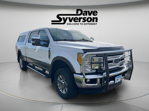 Used 2017 Ford F250 Lariat w/ Chrome Package AWD/4WD image 3