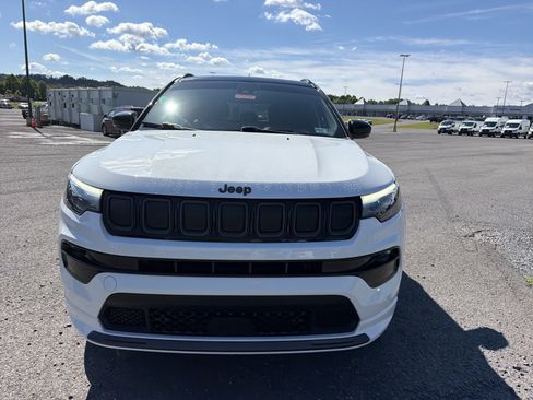 Used 2022 Jeep Compass High Altitude AWD/4WD image 2