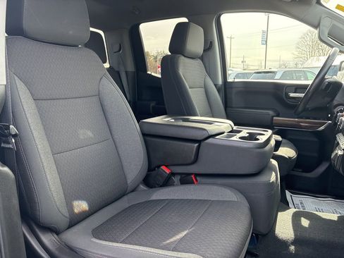 Used 2022 Chevrolet Silverado 1500 LT image 17