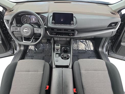 Certified 2023 Nissan Rogue SV FWD image 9