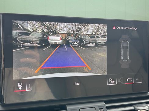 Used 2024 Audi Q5 2.0T Prestige image 31