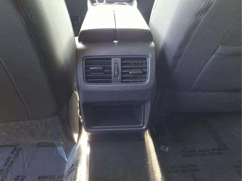 Used 2023 Nissan Rogue S FWD image 14