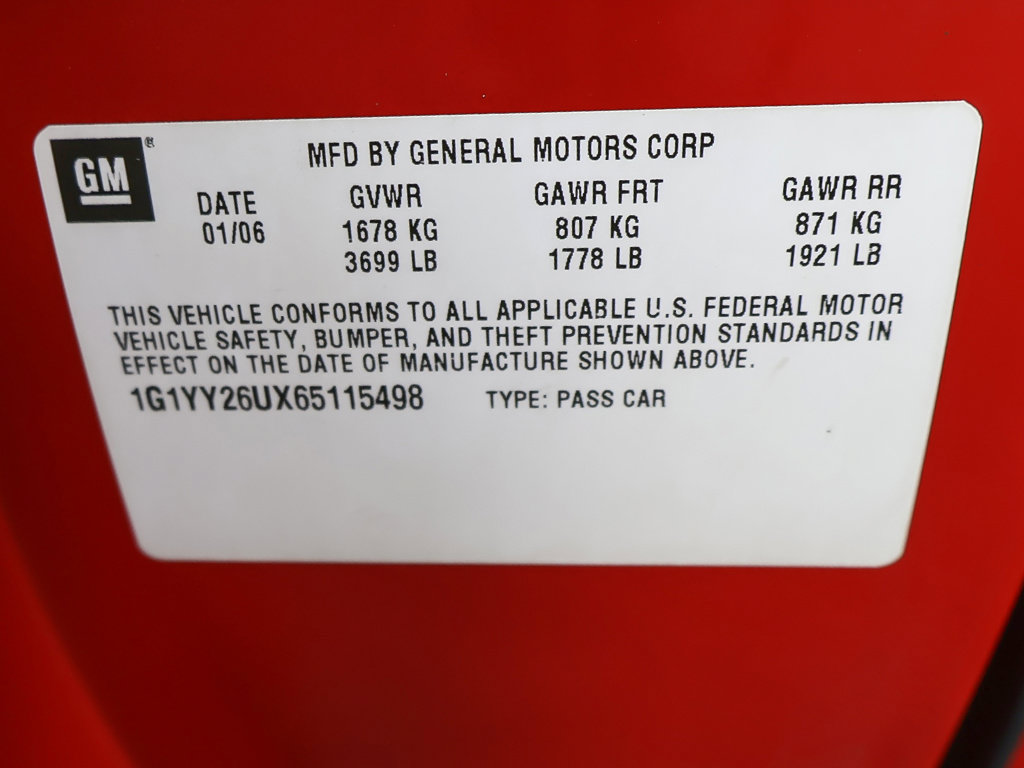 Used 2006 Chevrolet Corvette Coupe w/ Preferred Equipment Group RWD image 31