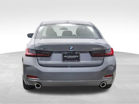New 2026 BMW 330i xDrive Sedan w/ Convenience Package image 4