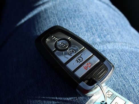 Used 2024 Ford Escape Platinum w/ Premium Technology Package image 23