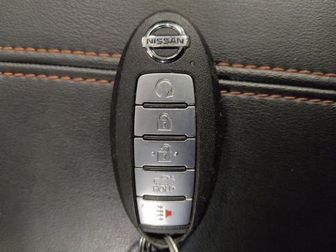 Used 2021 Nissan Sentra SR FWD image 32