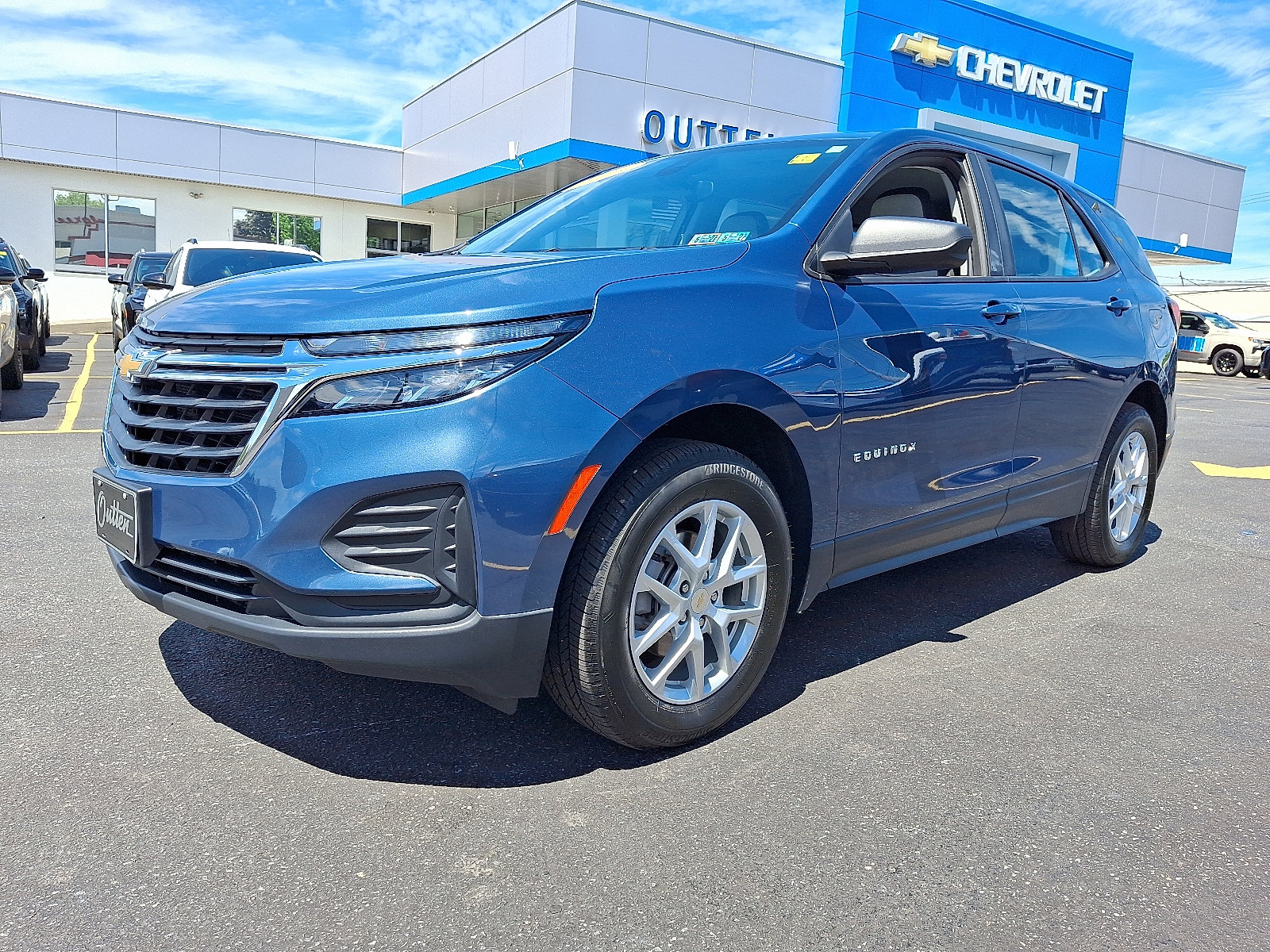 Used 2024 Chevrolet Equinox LS AWD/4WD image 1