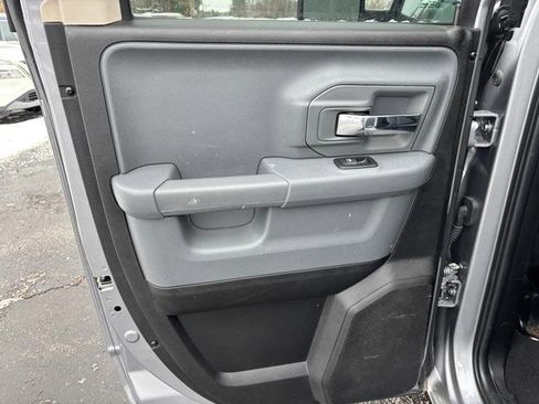 Used 2024 RAM 1500 Classic SLT image 12