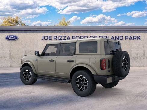 New 2026 Ford Bronco Outer Banks AWD/4WD image 4