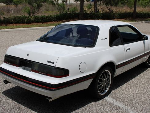 Used 1988 Ford Thunderbird RWD image 20