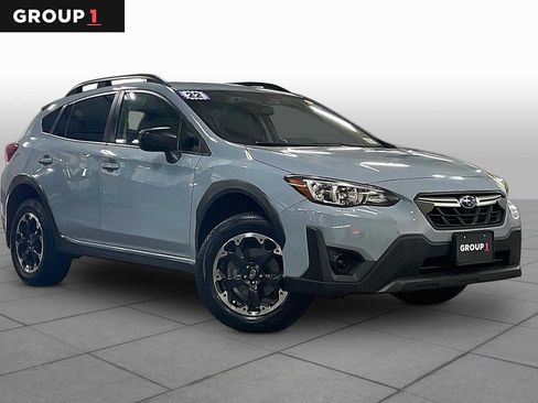 Certified 2022 Subaru Crosstrek 2.0i AWD/4WD image 3