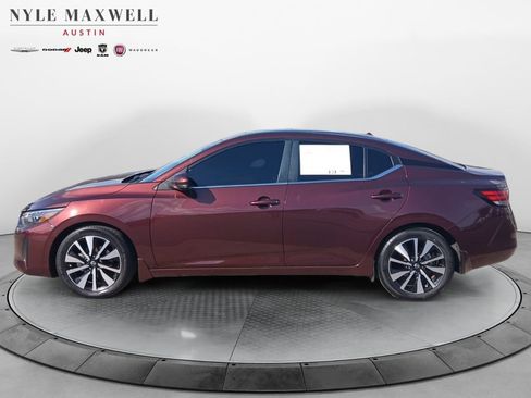 Used 2024 Nissan Sentra SV w/ SV Premium Package FWD image 13