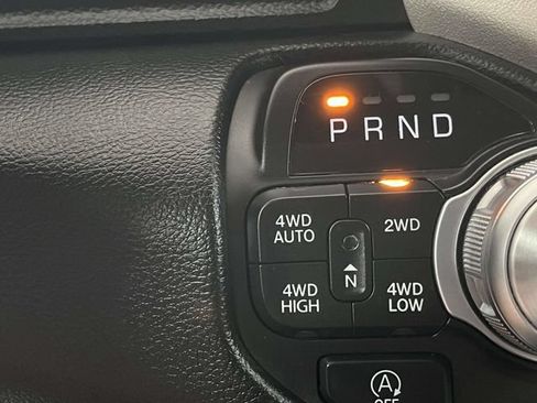Used 2020 RAM 1500 Laramie AWD/4WD image 31