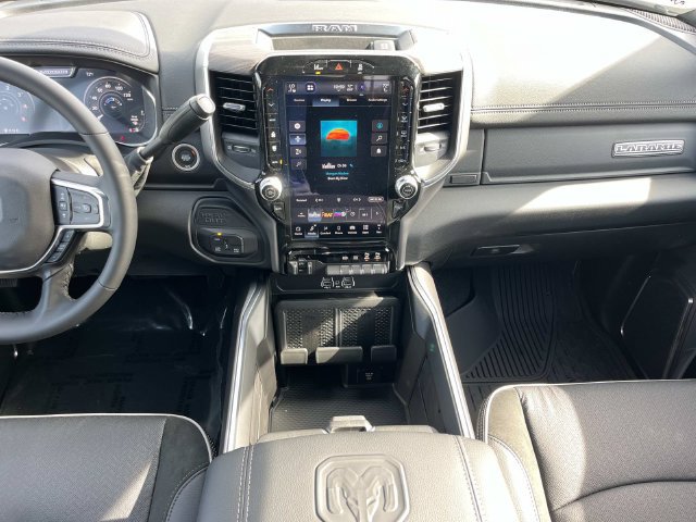 New 2027 RAM 2500 Laramie AWD/4WD image 18