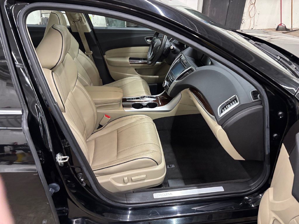 Used 2019 Acura TLX w/ Technology Package AWD/4WD image 19