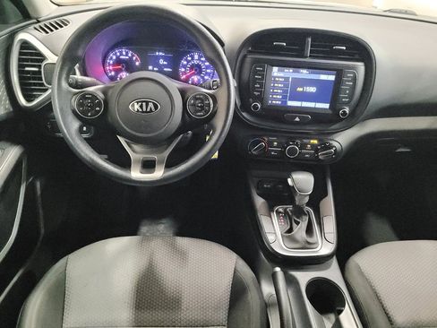 Used 2020 Kia Soul LX FWD image 22