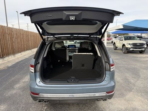 New 2026 Lincoln Aviator 2WD image 16