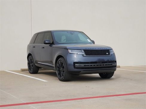 New 2026 Land Rover Range Rover SE image 2